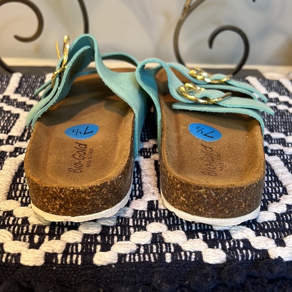 Bio Gold Sandals turquoise slip on, size 7.5 - Picture 5 of 8